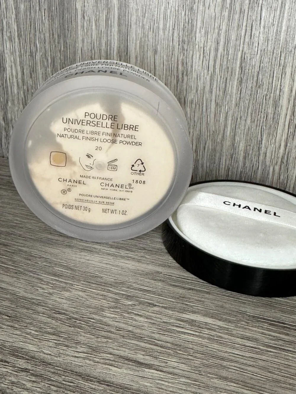 Chanel Natural Finish Loose Powder- Shade 20